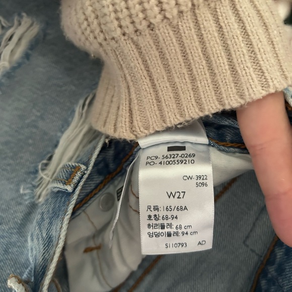 LEVI Distressed Light Blue Denim Shorts SZ 27 - Picture 5 of 6